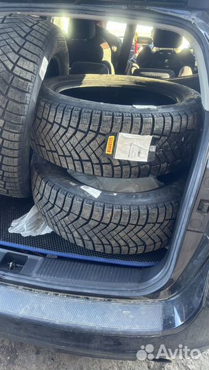 Pirelli Ice Zero 2 225/55 R18