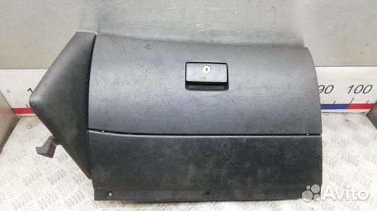 Бардачок (вещевой ящик) volkswagen golf 4 (3BL08IV