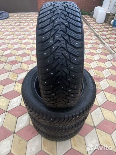 Nokian Tyres Hakkapeliitta 8 SUV 225/60 R18