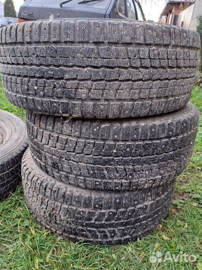 Dunlop SP Winter Ice 01 205/55 R16