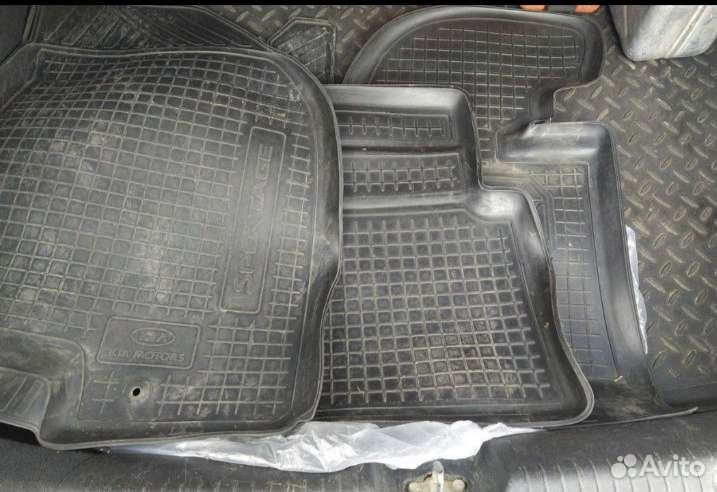 Автомобильные коврики резиновые