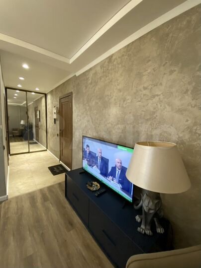 2-к. квартира, 60 м², 13/17 эт.