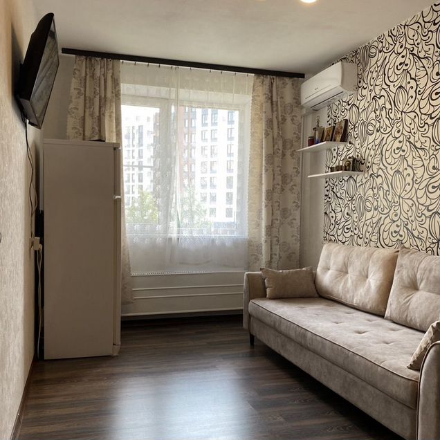 Комната 15 м² в 3-к., 1/7 эт.
