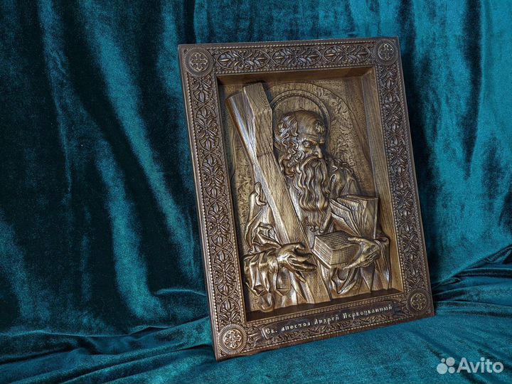 Икона из дуба Апостола Андрея Первозванного