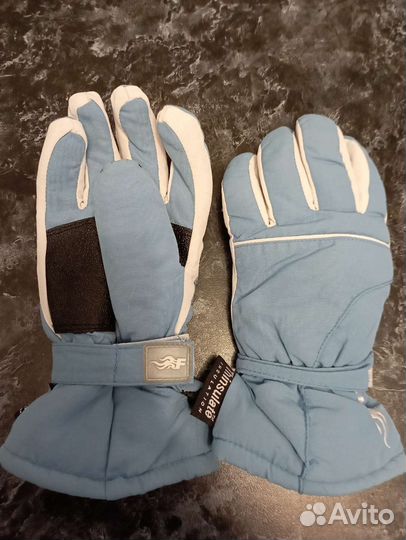 Шапка и перчатки горнолыжные