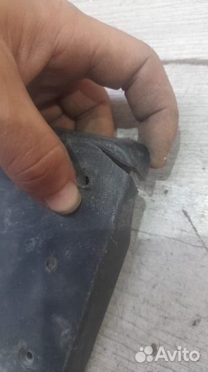 Площадка номерного знака передняя Mercedes W 166