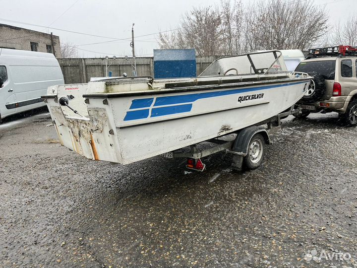 Катер Амур В