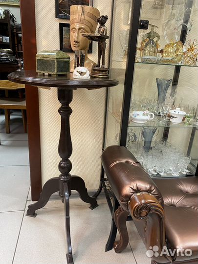 Старинные подставки, жардиньерки