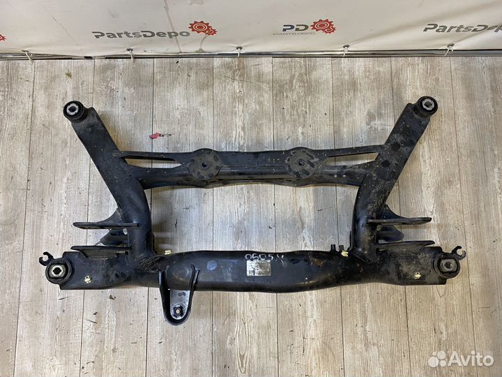 Подрамник задний Volkswagen Tiguan 1