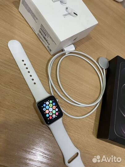 Часы apple watch 3 38 mm бу