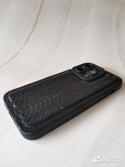 Чехол на iPhone 14 pro max из кожи питона