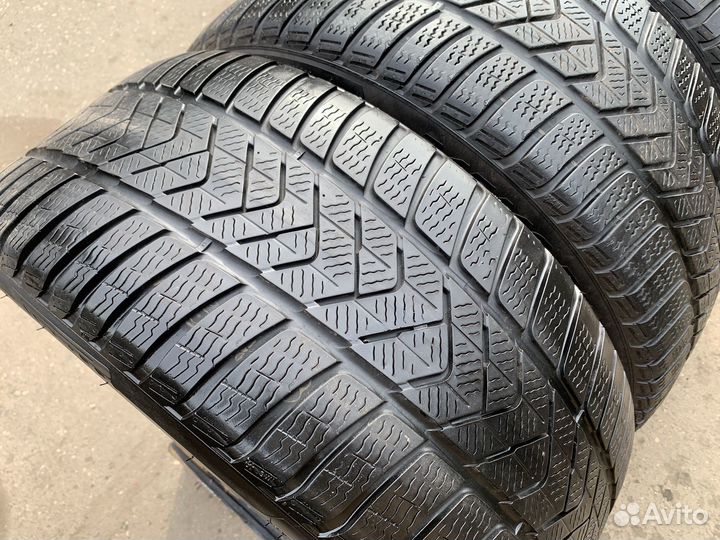 Pirelli Winter Sottozero 3 245/40 R18