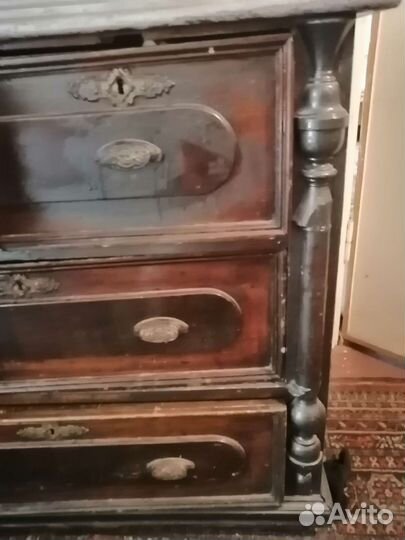 Комод старинный антикварный