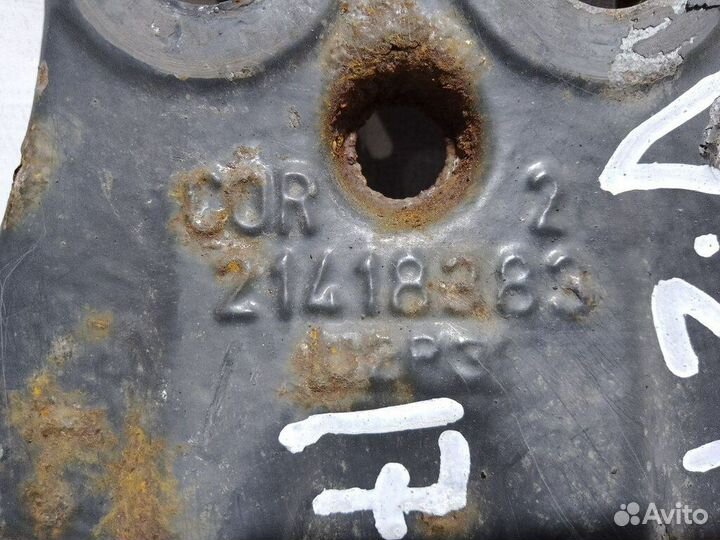 Кронштейн стойки переднего стабилизатора лев./прав