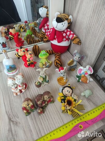 Фигурки, игрушки