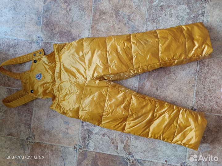 Продам вещи пакетом на девочку 116-122