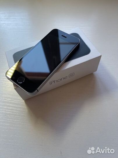 Телефон iPhone SE, Space Gray, 32GB