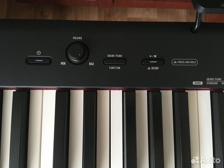 Цифровое пианино Casio 88 клавиш