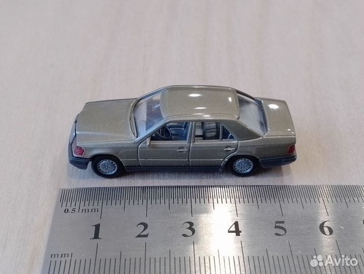Mercedes Benz 260 E (W124) 1984-1996