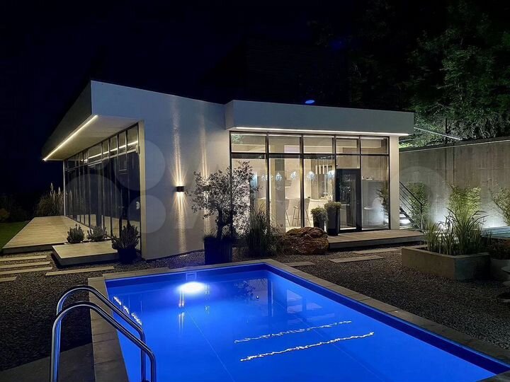 Коттедж 175 м² на участке 14 сот.