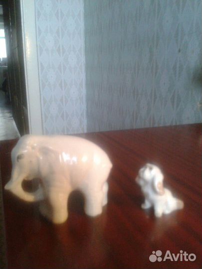 Фарфоровые статуэтки СССР слоник и собачка