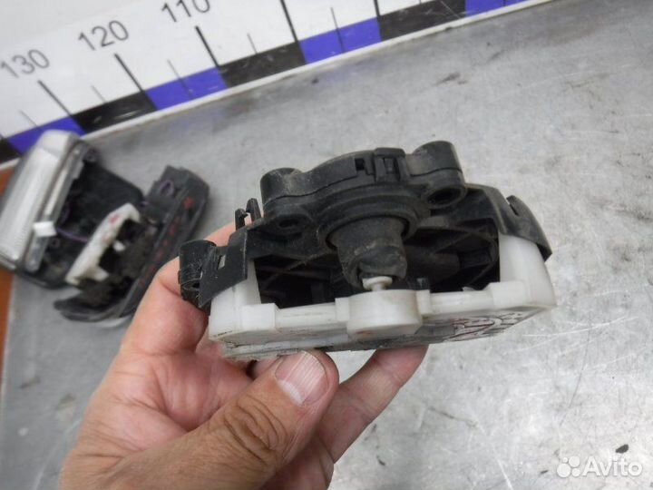 Привод зеркала передний левый Mitsubishi Pajero