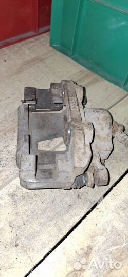 Суппорт тормозной передний правый Daewoo Nexia