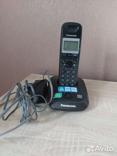 Телефон panasonic