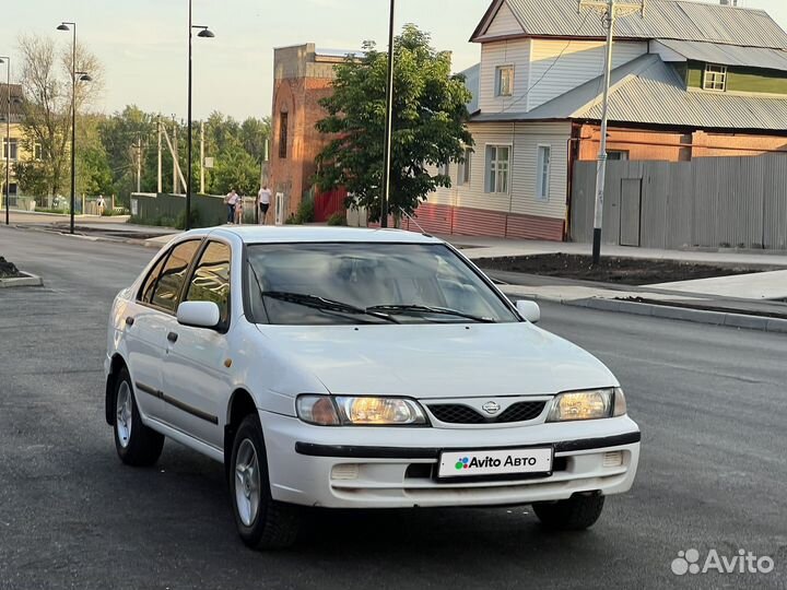 Nissan Almera 1.6 МТ, 1998, 340 000 км