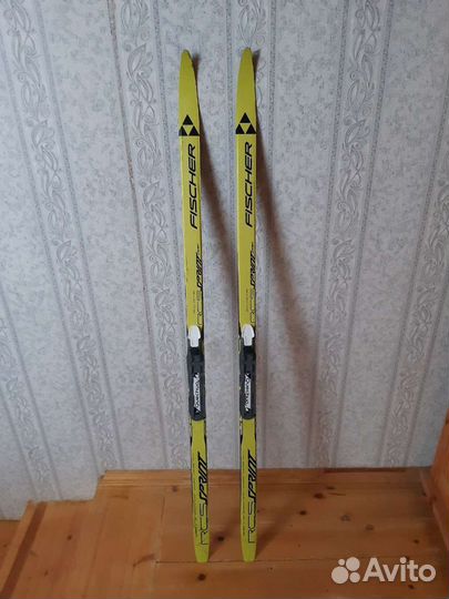 Беговые лыжи