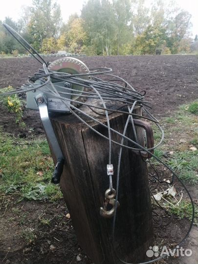 Лебедка автомобильная