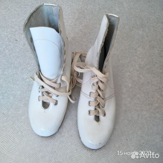 Ботинки фигурные