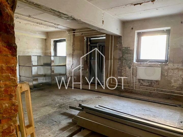 Торговая площадь на первой линии - 209,1 м²