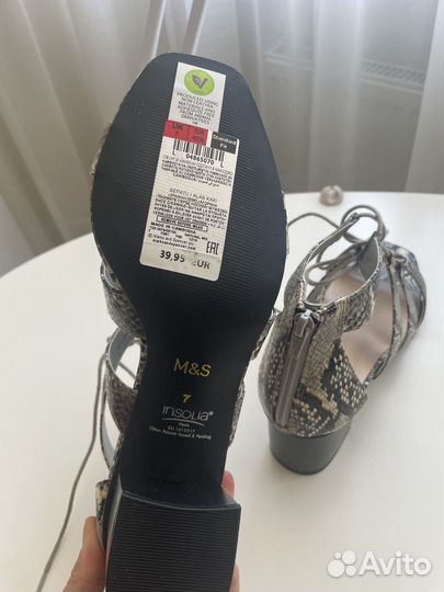 Новые босоножки marks&spencer