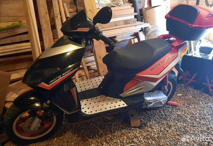 Продаю скутер stels, vortex 50