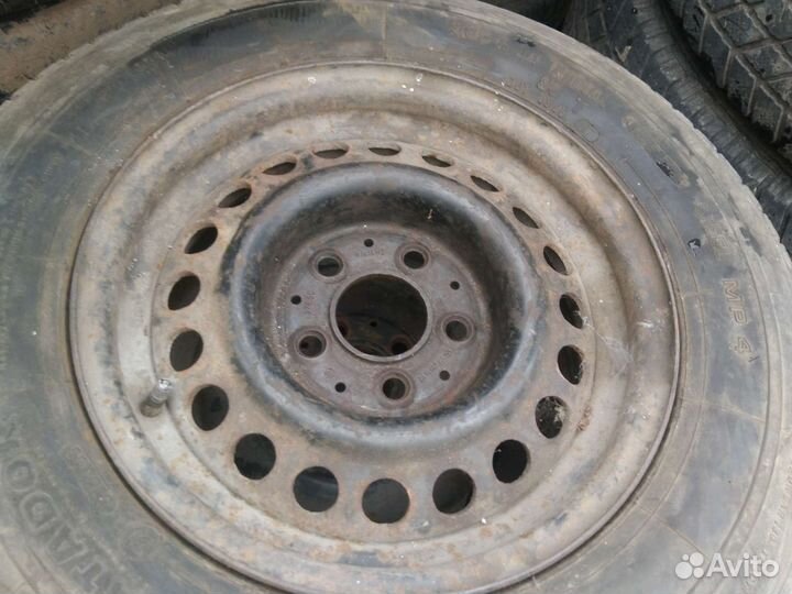 Штампованный диск на Мерседес W123