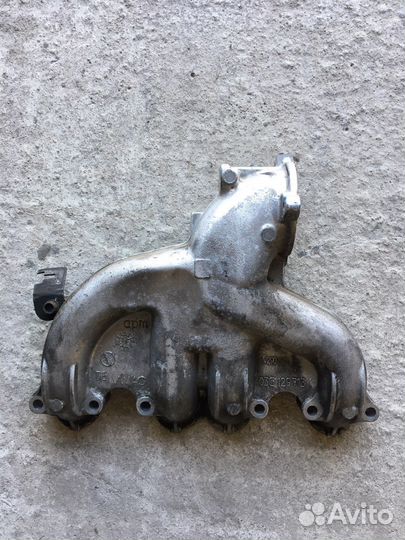 Впускной коллектор Audi A3 8P (3575)