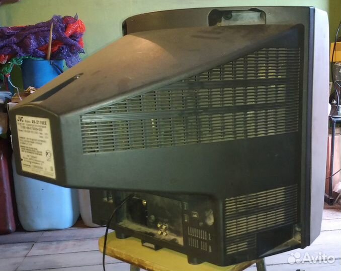 Телевизор бу JVC модель AV-2116EE