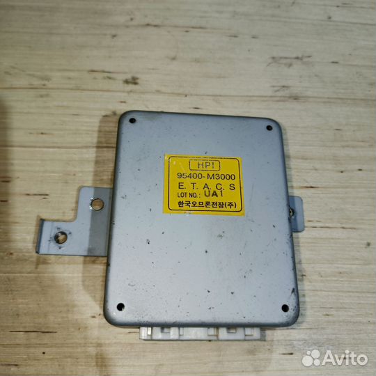 Блок комфорта Hyundai Santamo