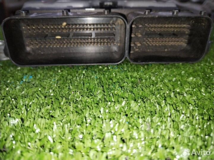 Блок управления двс Volvo V70