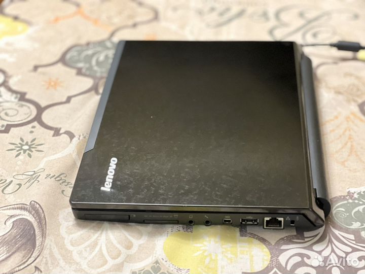 Ноутбук Lenovo ideapad u110