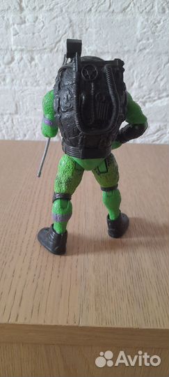 Фигурки черепашки ниндзя и Эйприл О Нилл