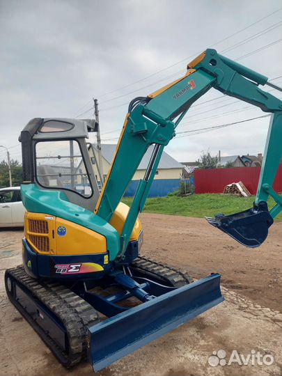 Мини-экскаватор