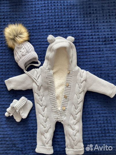 Вязаный комплект для малыша