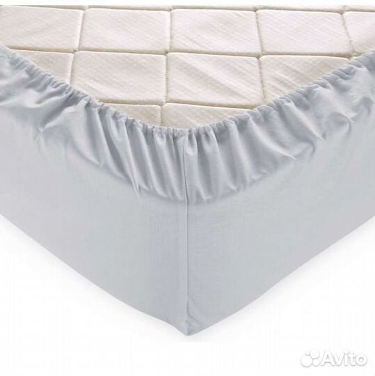 Однотонная простынь на резинке