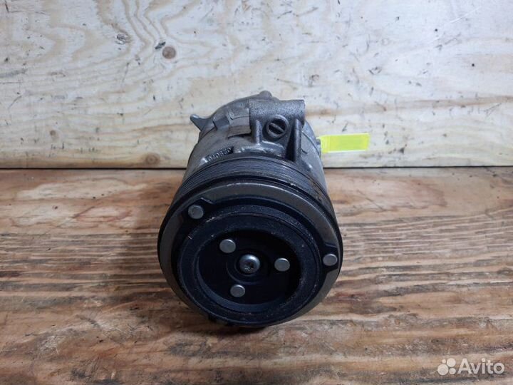 Компрессор кондиционера Bmw 116 E87 N43B16 2011