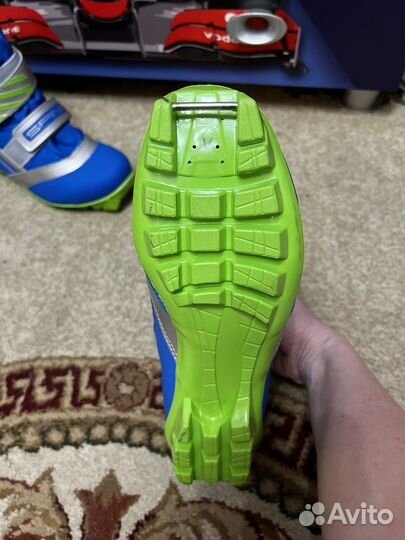 Лыжные ботинки