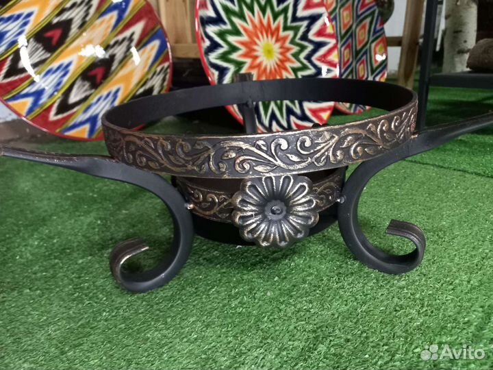 Подставка под садж (казан) кованая