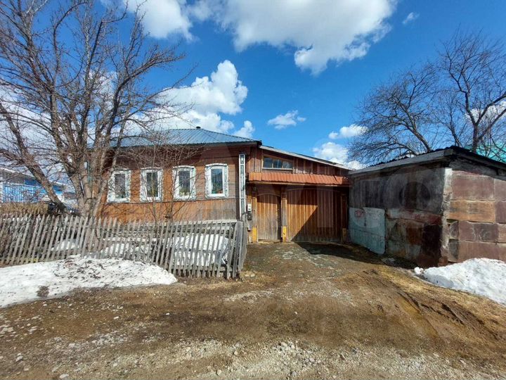 Дом 32,8 м² на участке 6 сот.