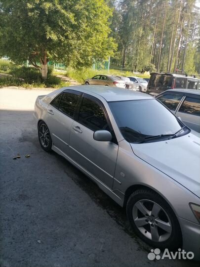 Toyota Altezza 2.0 AT, 2001, 200 000 км